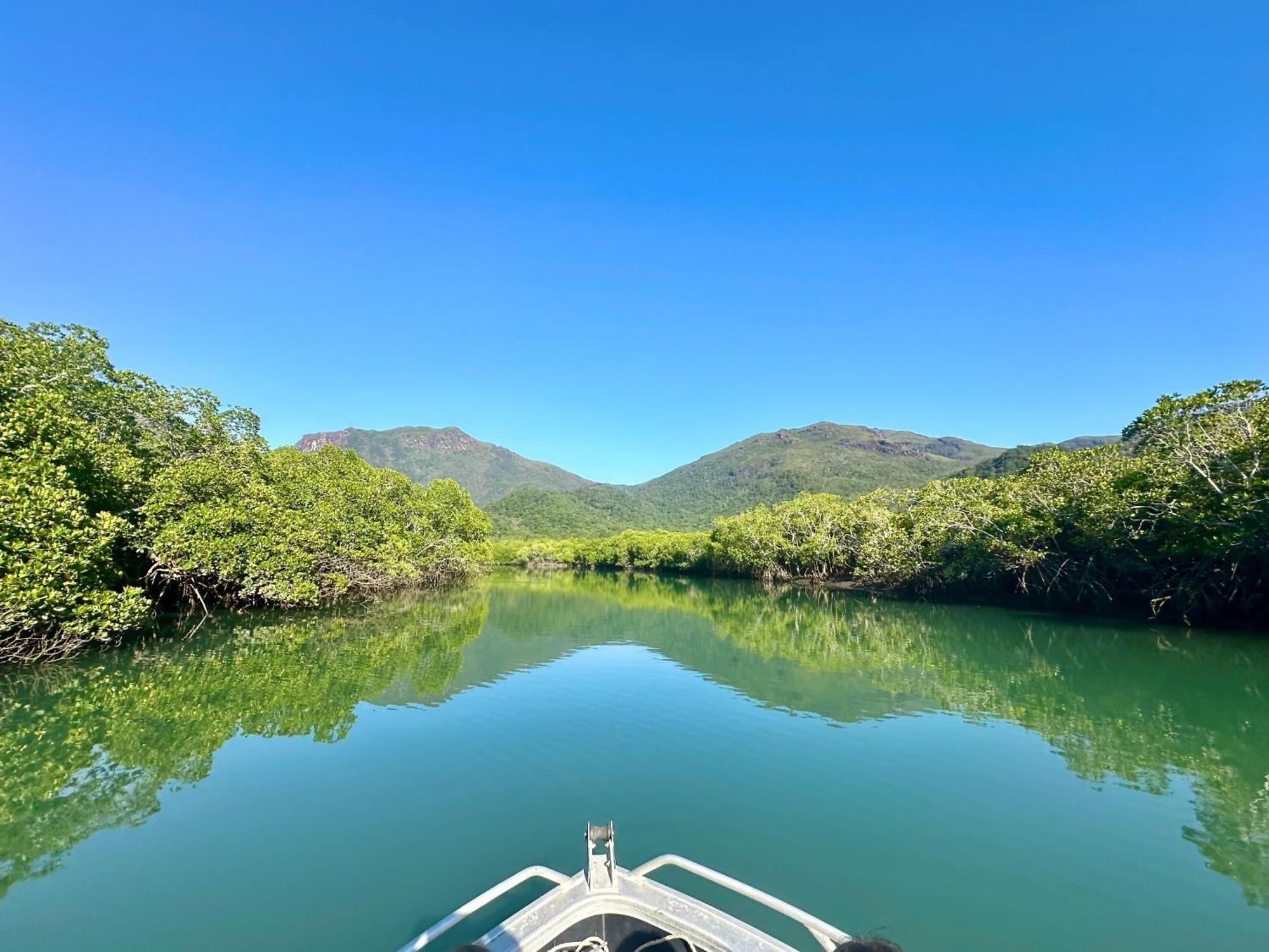 Hinchinbrook Resorts Management Pty Ltd Lucinda Exterior foto